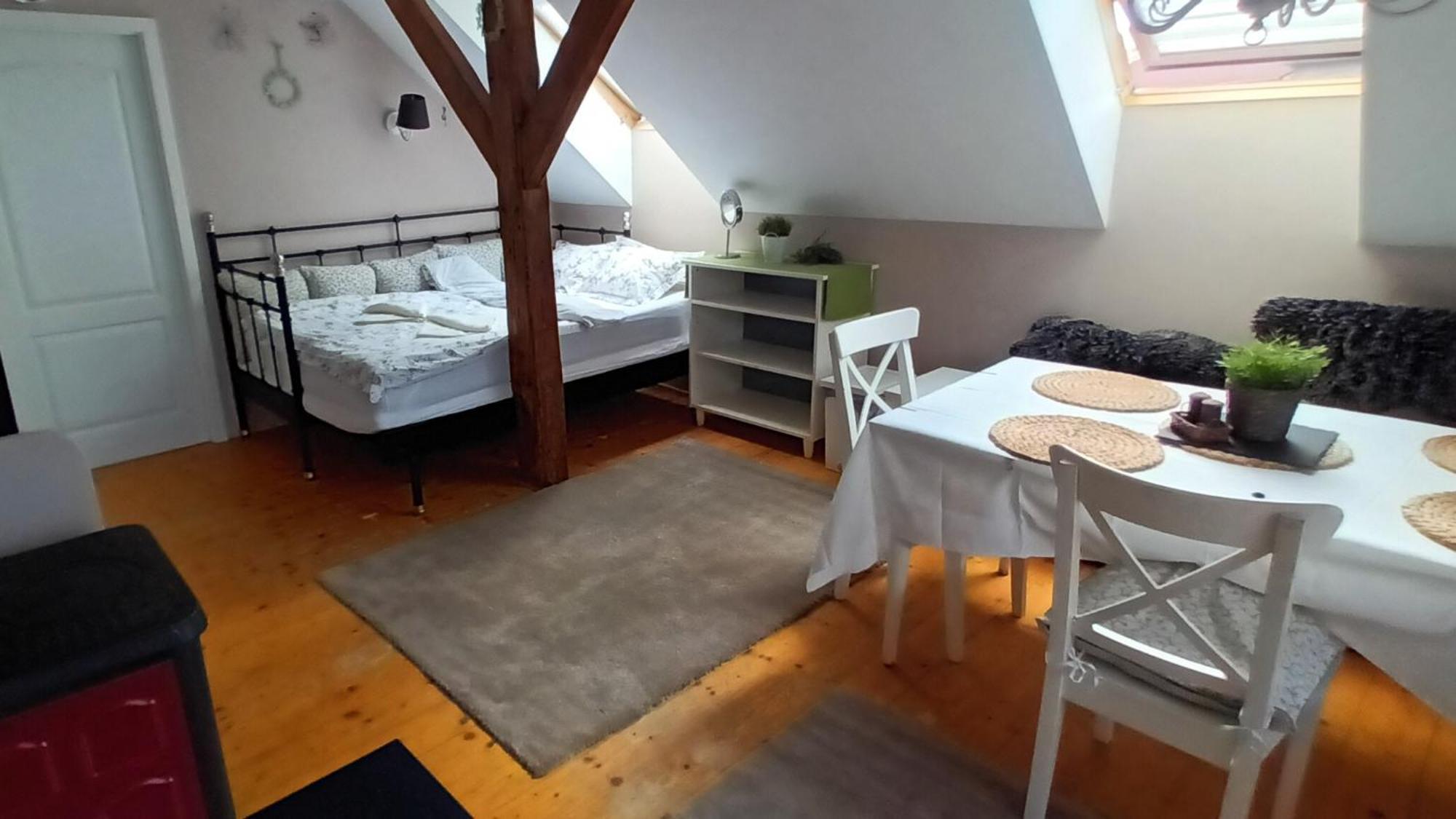 Apartmany Pod Putimskou Branou Písek Екстериор снимка